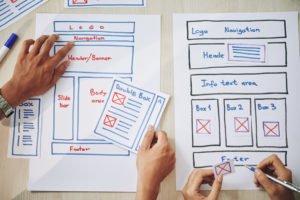Webdesign analog mit Stift und Papier, Webseite erstellen